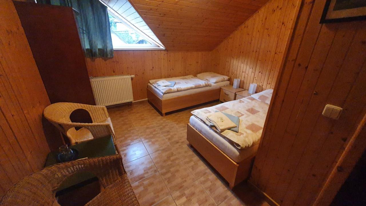 Penzion Pri Studnicke Omastina Екстериор снимка