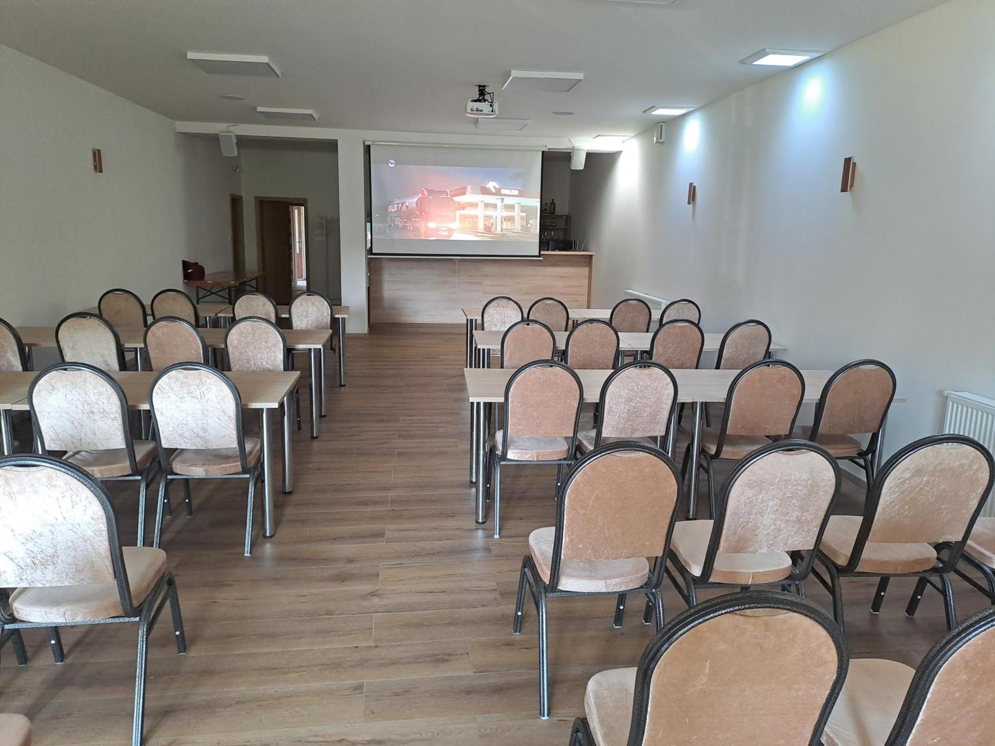 Penzion Pri Studnicke Omastina Екстериор снимка